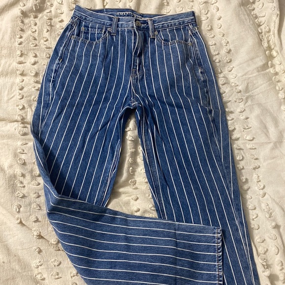 American Eagle Outfitters Denim - Mom Jeans